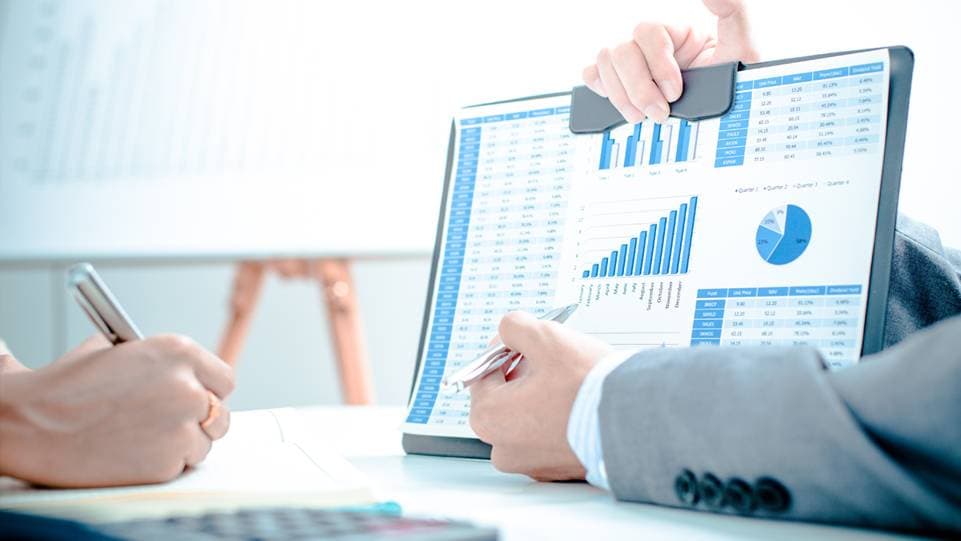 Financial Restructuring of Companies - Raising Capital via Credit Lines Financial Restructuring of Companies - Raising Capital via Credit Lines